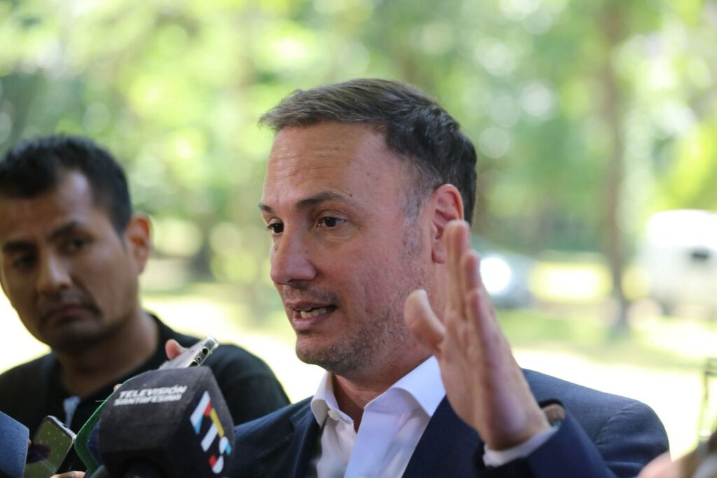 Lee más sobre el artículo Enrico: “El gobierno de Milei es una porteñocracia a la que no le importan las rutas nacionales”