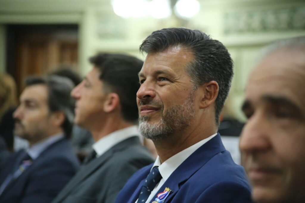 Lee más sobre el artículo SENADOR Leonardo Diana acompañó el acto por el Día del Agente Penitenciario en Coronda