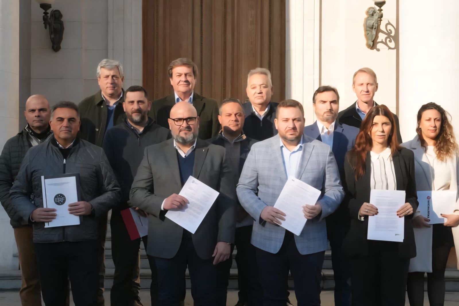 En este momento estás viendo Unidos para Cambiar Santa Fe presentó sus propuestas para la reforma constitucional