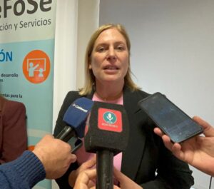 Scaglia: “Hoy no hay cadáveres en la calle porque los gobernadores estamos sosteniendo lo que la Nación cortó”