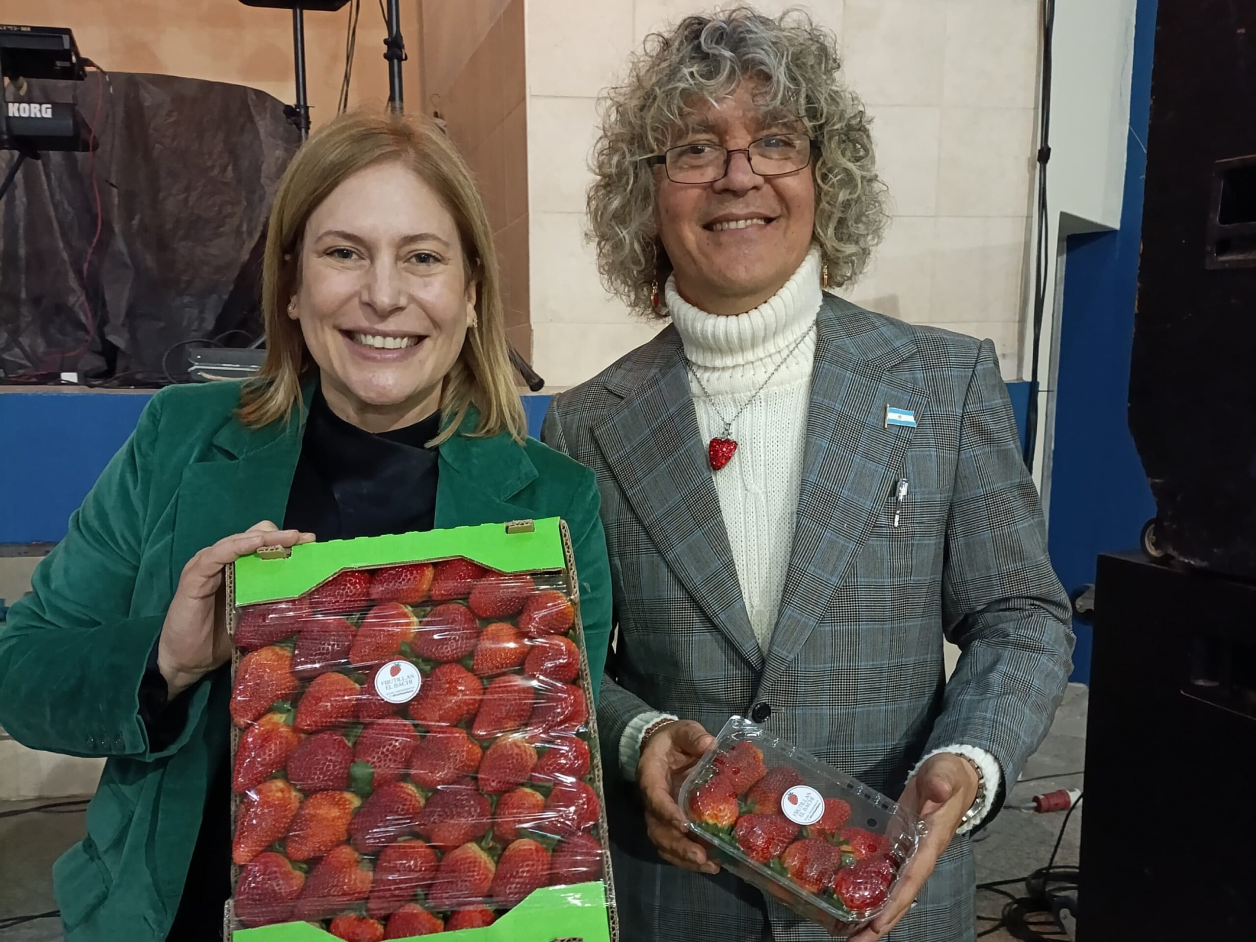 Gisela Scaglia respaldó la producción frutillera en Coronda en la cena de agasajo a los productores y acompañó a la comunidad de Campo Piaggio en sus patronales