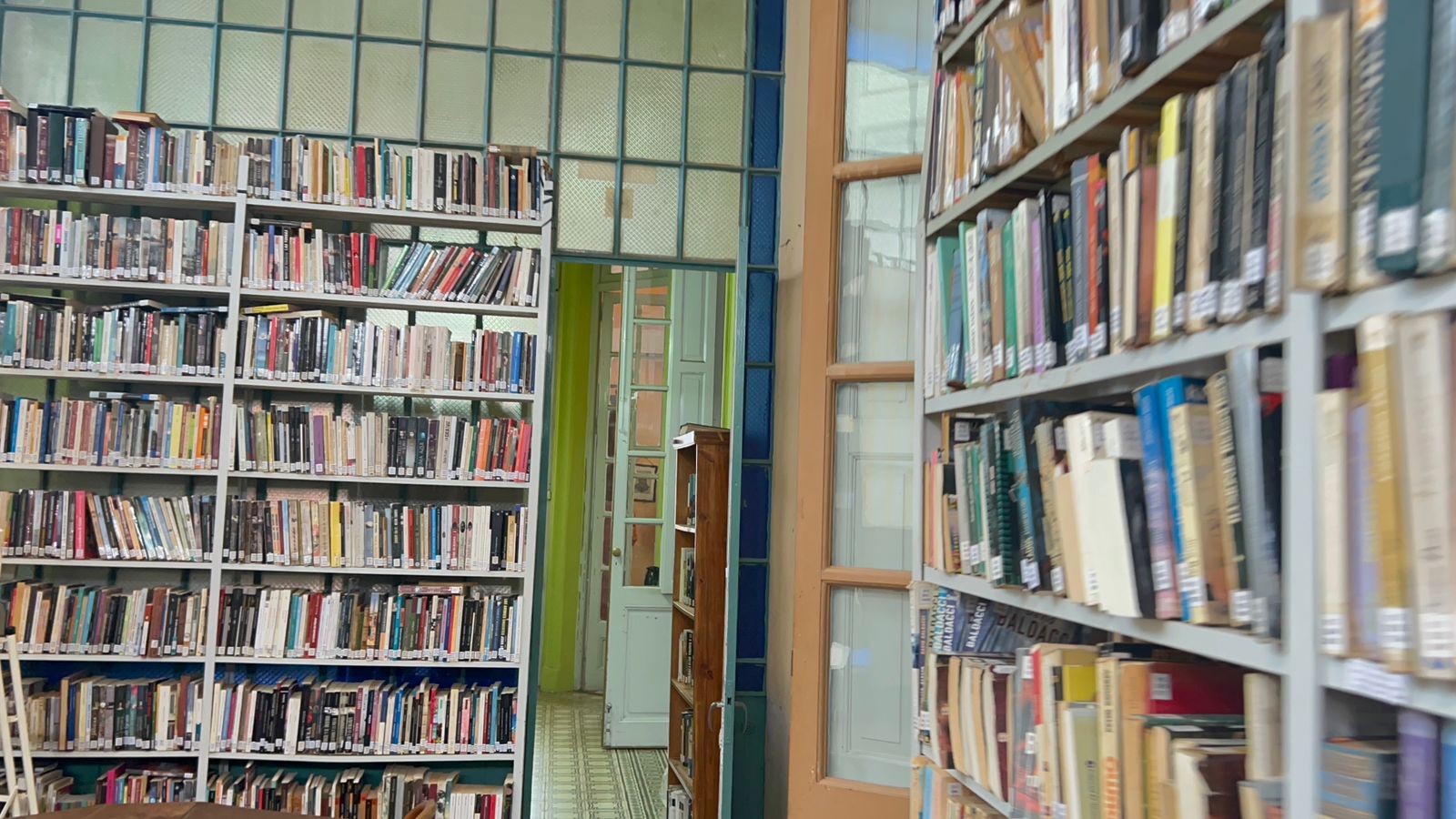 En este momento estás viendo Música, cine, teatro y talleres: la agenda de septiembre en la Biblioteca Popular