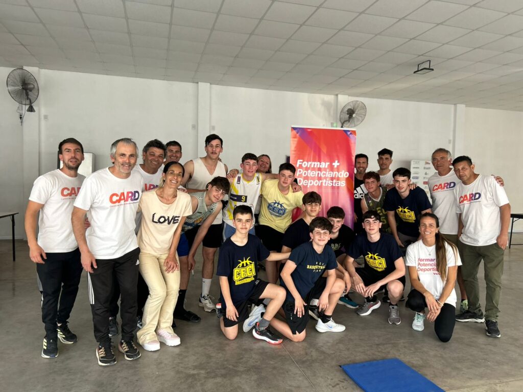 Lee más sobre el artículo Laboratorio móvil en Gálvez: evaluación gratuita para deportistas de Santa Paula