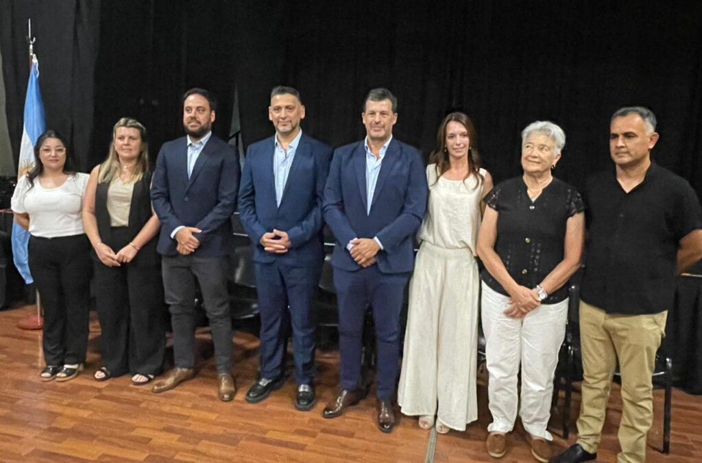 Lee más sobre el artículo Renovación en el Concejo: nuevas voces y un llamado al diálogo para Gálvez