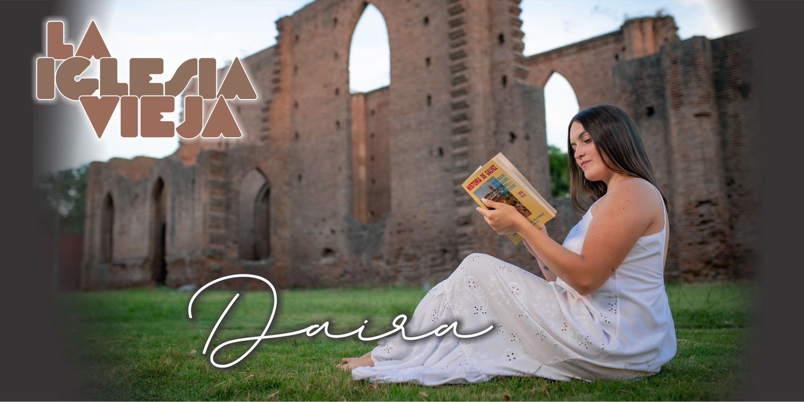 Daira Martínez presentó su nuevo videoclip inspirado en la Iglesia Vieja, símbolo cultural de la ciudad