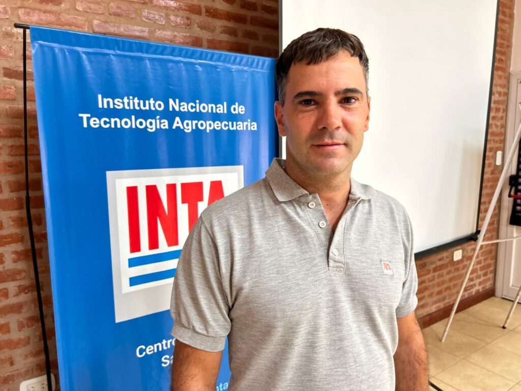 Lee más sobre el artículo INTA Gálvez lanza capacitaciones en abril: apicultura y manejo de suelos, las propuestas destacadas