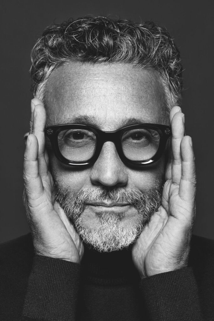 Lee más sobre el artículo El reencuentro más esperado: Fito Páez vuelve a Rosario con un show histórico en el Monumento