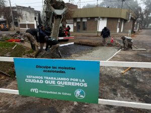 Gálvez puso en marcha un plan sostenido de recambio de paños de hormigón y bacheo