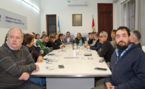Paritaria de Salud: el Gobierno de Santa Fe presentó una oferta con aumentos de hasta el 45 % anual